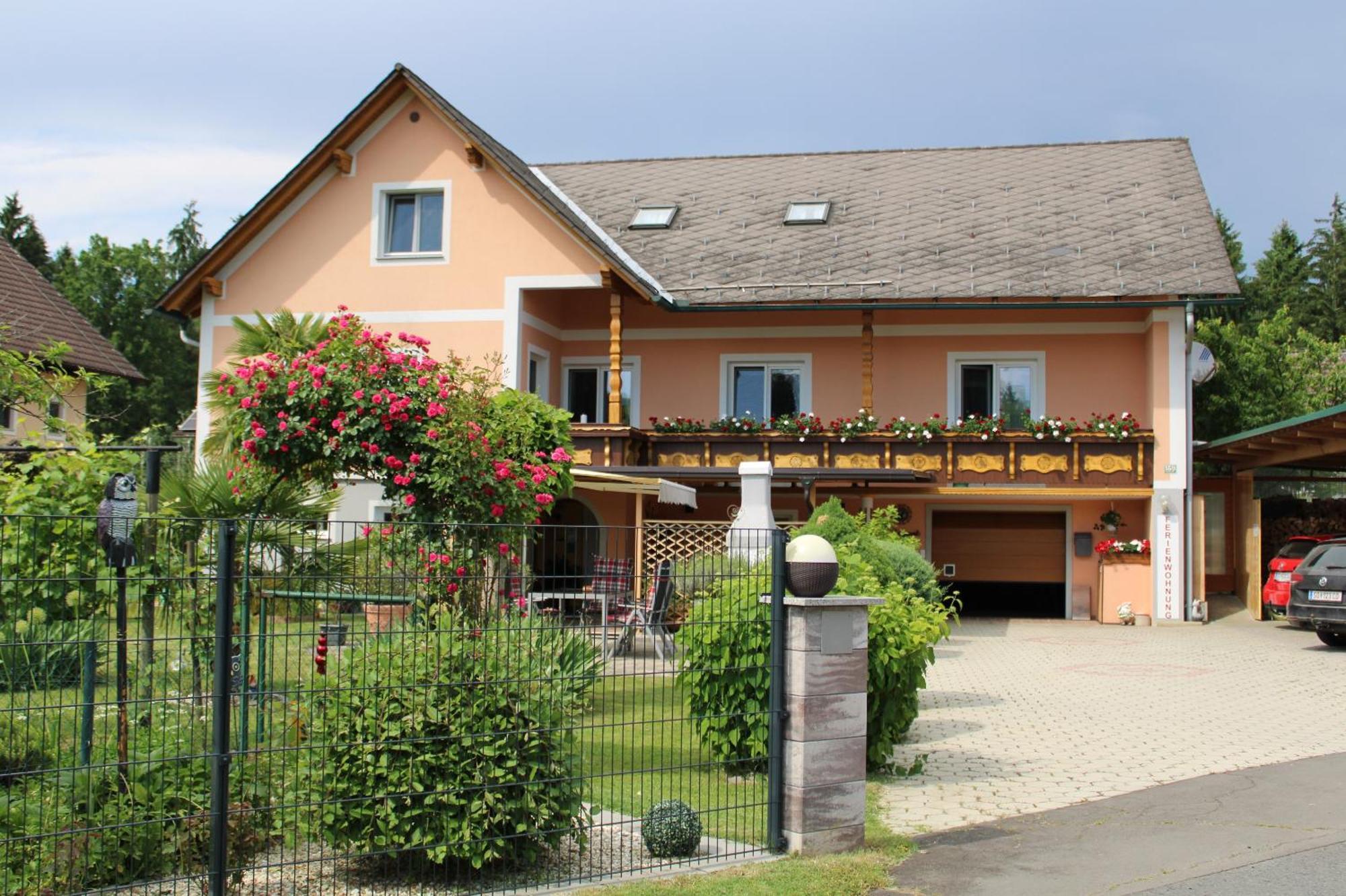 Ferienwohnung Gaspar Halbenrain Exterior foto